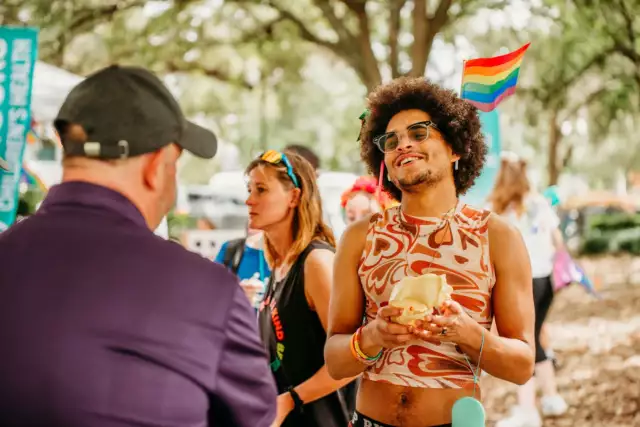 🌈 Monday vibes are all about fresh starts and tiny joys! ✨ ⁠⁠Let’s kick off this week by celebrating the little things that make us smile—like a warm cup of coffee ☕️ or that perfect playlist. ⁠⁠Remember, every small win is a step towards something big! What’s bringing you joy today? 💫🫶🏿