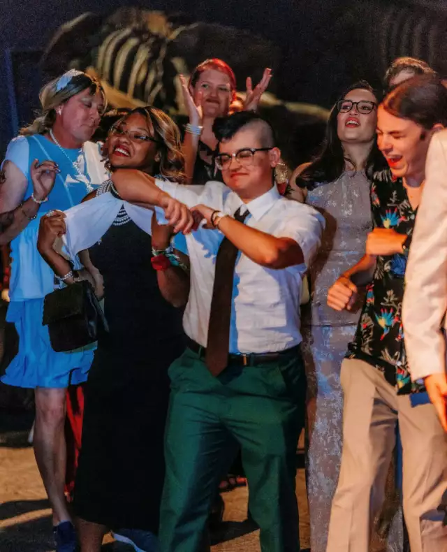 🎉 Happy Motivational Monday, everyone! 💃🏽✨ Today’s vibe is all about dancing like no one is watching and celebrating who you are! 🎉⁠⁠Let go of your worries, turn up the music, and show the world your best moves. 🕺💖 ⁠⁠Let’s spread the joy and get this week started on a high note! 🎶💫